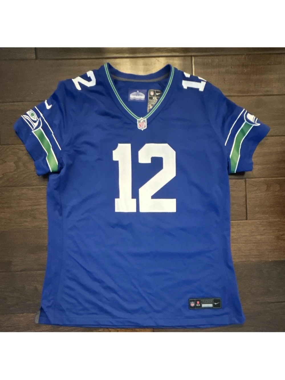 Seahawks Women’s #12 Fan Football Jersey throwback blue Nike